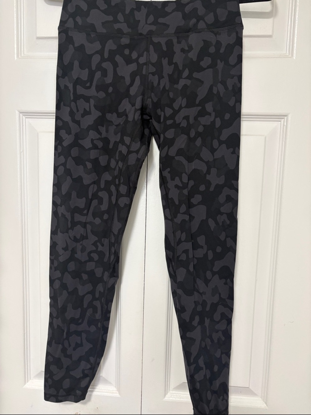 lululemon athletica Black & Charcoal Camo Leggings